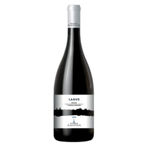 Bottiglia vino Lagus-orvieto-classico-superiore-doc-celentano-luigi
